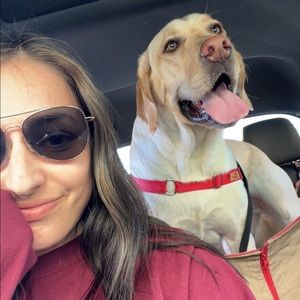 Meet your Posher, Bay